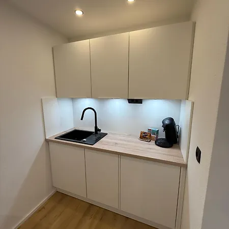 New - - Hauptbahnhof - 4 Guests Augsburg